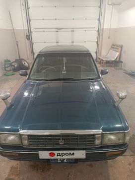  Toyota Crown 1990 , 300000 , 