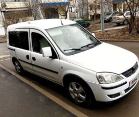    Opel Combo 2009 , 650000 , 