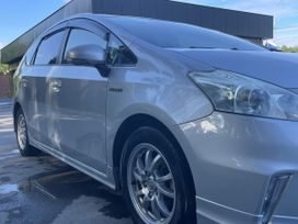   Toyota Prius Alpha 2012 , 1310000 , 