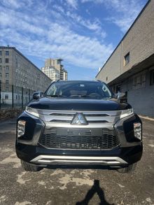  Montero Sport