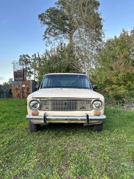   2102 1983 , 120000 , 