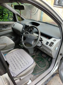    Toyota Nadia 1999 , 400000 , 