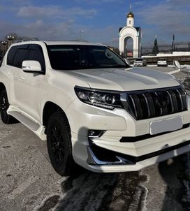 - Land Cruiser Prado