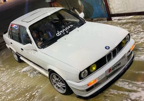  BMW 3-Series 1988 , 210000 , 