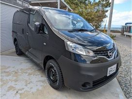    Nissan NV200 2015 , 800000 , 
