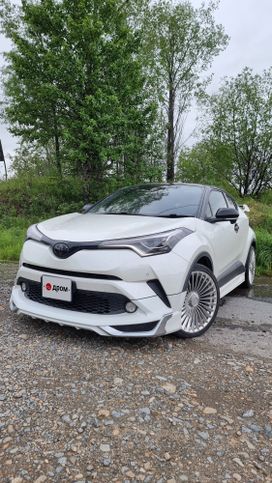 SUV   Toyota C-HR 2017 , 2200000 , 