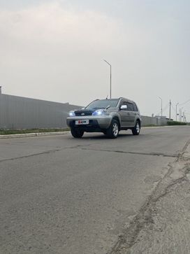 SUV   Nissan X-Trail 2001 , 800000 , 