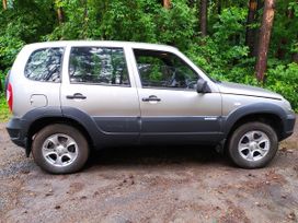 SUV   Chevrolet Niva 2011 , 650000 , 