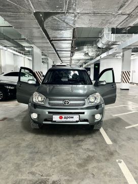 SUV   Toyota RAV4 2003 , 850000 , 