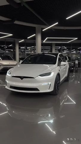 SUV   Tesla Model X 2022 , 9750000 , 