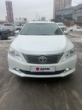  Toyota Camry 2011 , 1800000 , 