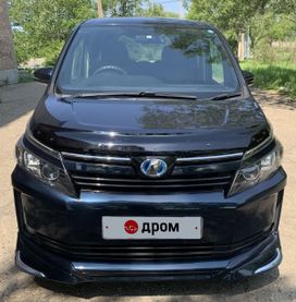    Toyota Voxy 2014 , 2050000 , 