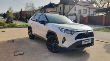 SUV   Toyota RAV4 2021 , 4000000 , 