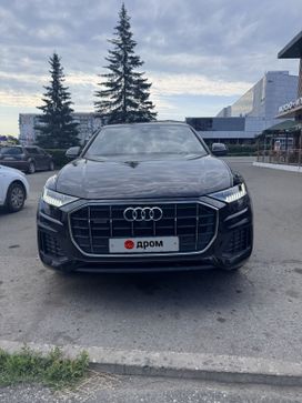 SUV   Audi Q8 2022 , 10100000 , 