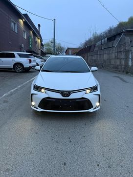  Toyota Corolla 2022 , 1700000 , 
