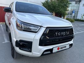 Пикап Toyota Hilux 2022 года, 7330000 рублей, Тюмень