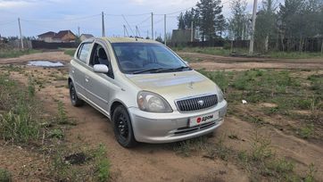  Toyota Vitz 2000 , 300000 , 