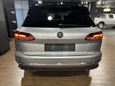 SUV   Volkswagen Touareg 2021 , 7000000 , 