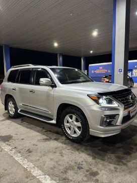  Lexus LX570 2009