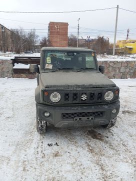  3  Suzuki Jimny Sierra 2019 , 2415000 , 