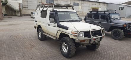 SUV   Toyota Land Cruiser 2010 , 3800000 , 