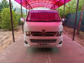    Toyota Hiace 2010 , 2250000 , 