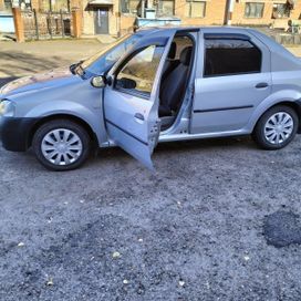  Renault Logan 2006 , 260000 , 