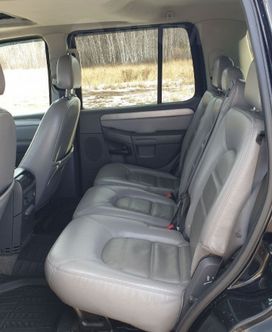SUV   Ford Explorer 2004 , 670000 , 