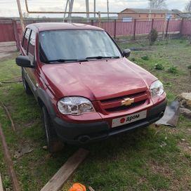 SUV   Chevrolet Niva 2014 , 600000 , 