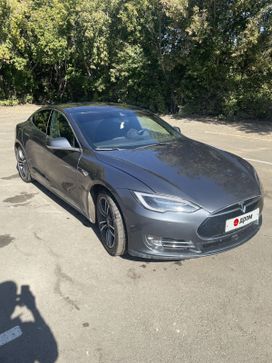  Tesla Model S 2015 , 3850000 , 