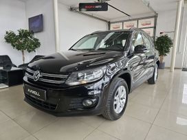 SUV   Volkswagen Tiguan 2015 , 1680000 ,  