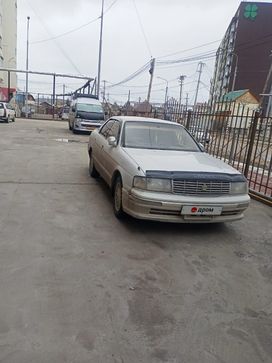  Toyota Crown 1993 , 750000 , 