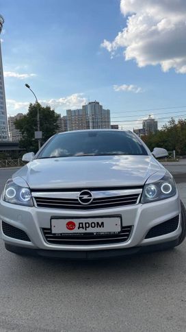  Opel Astra Family 2014 , 900000 , 