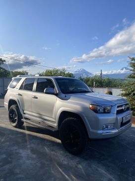 SUV   Toyota 4Runner 2010 , 3900000 , -