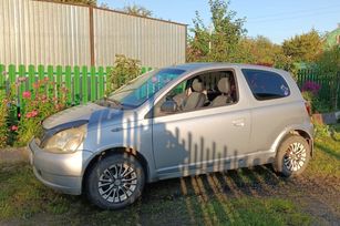  3  Toyota Yaris 2001 , 240000 , 