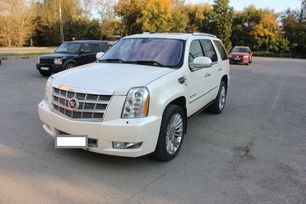 SUV   Cadillac Escalade 2012 , 2000000 , 