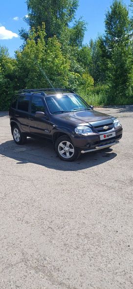 SUV   Chevrolet Niva 2013 , 630000 , 