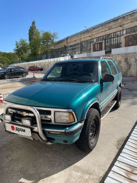 SUV   Chevrolet Blazer 1995 , 800000 , 