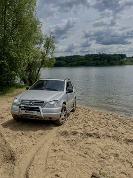 SUV   Mercedes-Benz M-Class 1998 , 520000 , 
