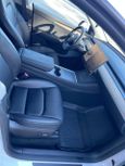 SUV   Tesla Model Y 2023 , 4900000 , 