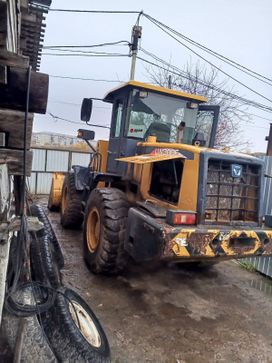   XCMG LW300F 2013 , 2300000 , 