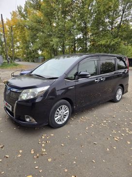    Toyota Esquire 2014 , 2000000 , 
