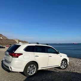 SUV   Mitsubishi Outlander 2017 , 2595000 , 
