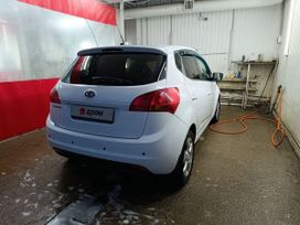  Kia Venga 2011 , 900000 , 