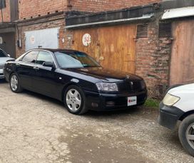  Nissan Gloria 2000 , 700000 , 