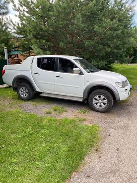  Mitsubishi L200 2012 , 1644001 , 