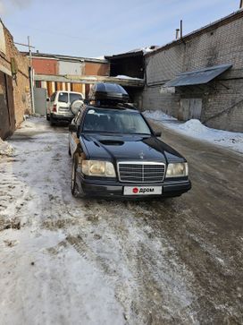  Mercedes-Benz E-Class 1994 , 825000 , 