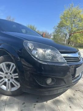  Opel Astra 2011 , 900000 , 