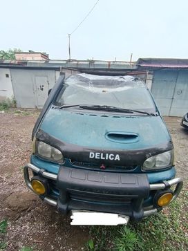    Mitsubishi Delica 1997 , 360000 , 