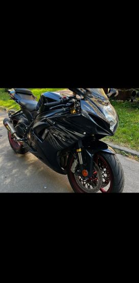   Suzuki GSX-R 750 2018 , 930000 , 